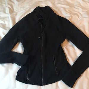 Black lululemon define zip up jacket size 2